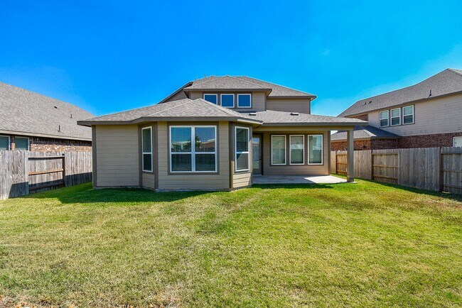 Building Photo - 2008 Harrow Oak Ln