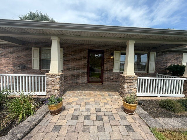 Building Photo - 1740 Country Meadows Dr