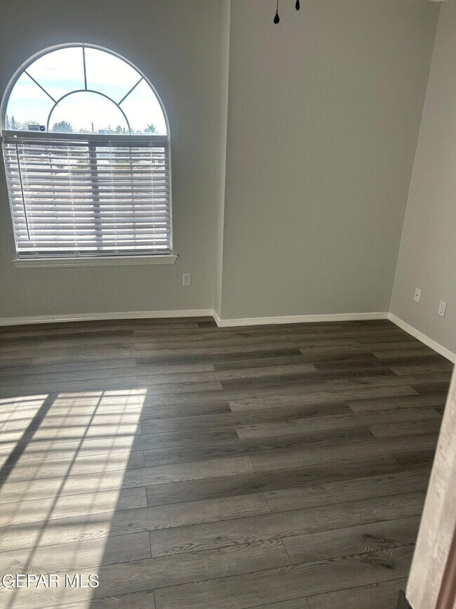 Building Photo - 7401 Le Conte Dr