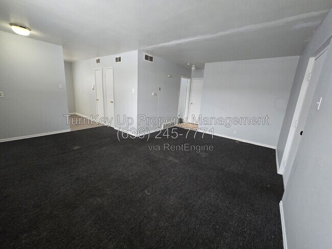 Building Photo - 3233 Ashby Rd