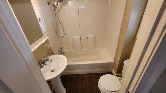 Building Photo - 2831 Pearl St