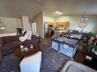 Building Photo - Easy JBER access and quiet location