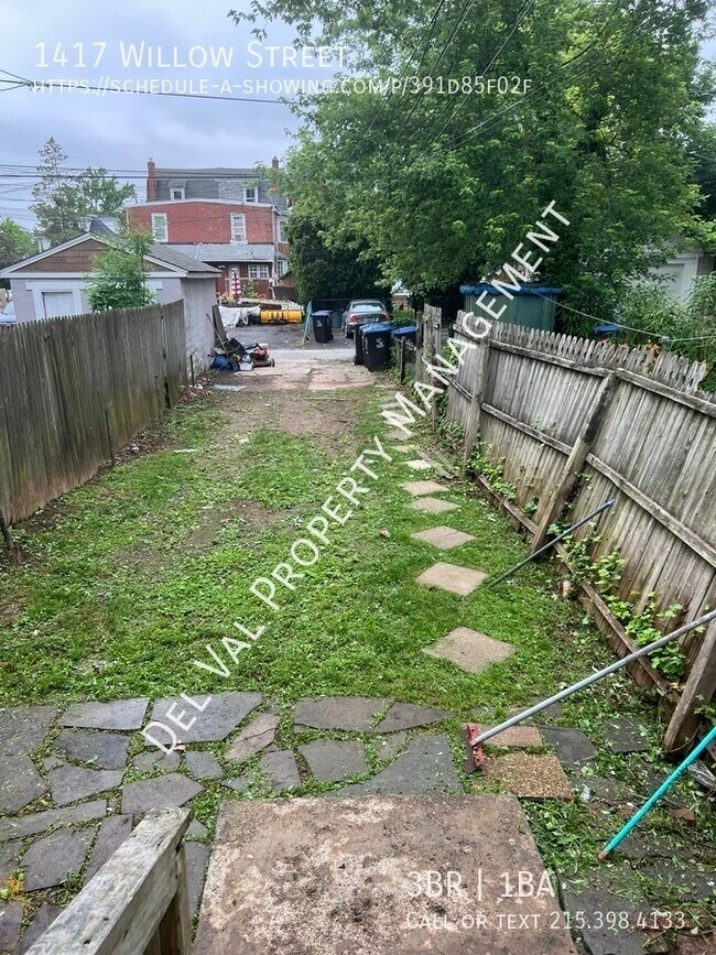 Building Photo - 1417 Willow St