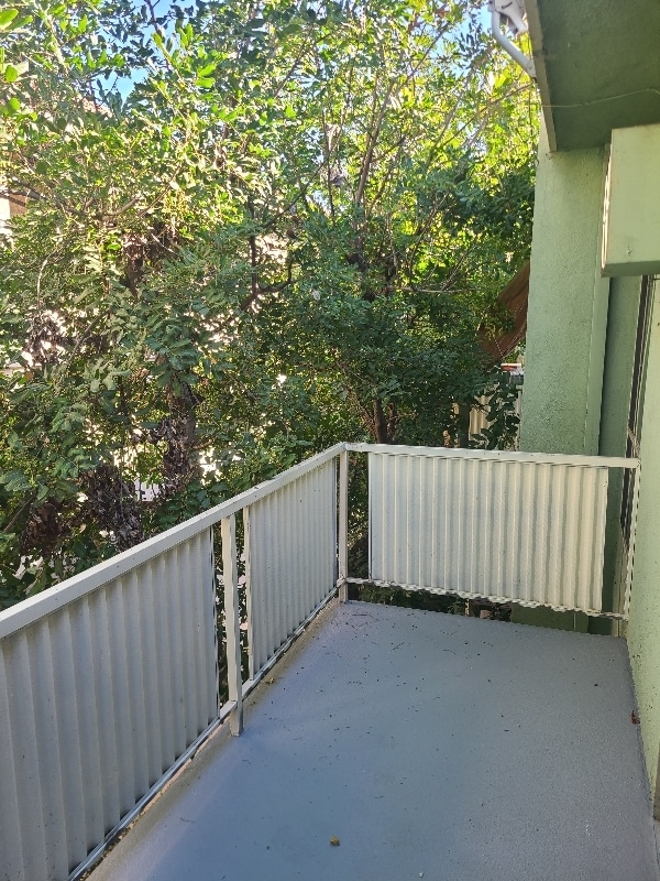 Building Photo - 160 S El Molino Ave