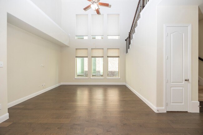 Building Photo - 5313 Basham Ln