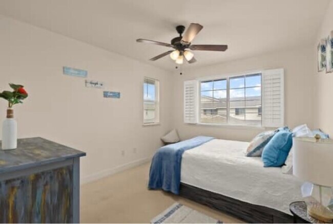 Building Photo - 92-1498 Aliinui Dr