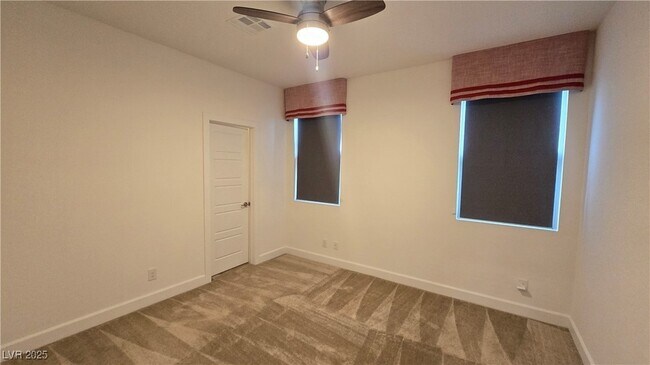 Building Photo - 1027 Whitworth Ave