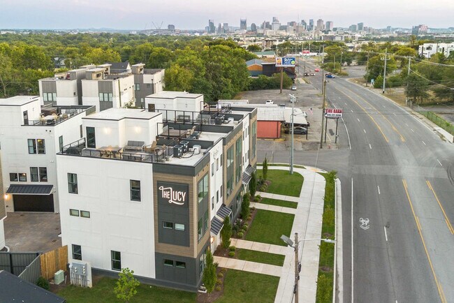 Building Photo - 85 Lucile St