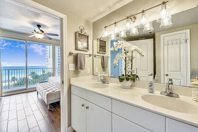Building Photo - 104 Gulfside Ct