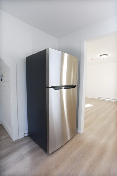 Building Photo - 26 South St