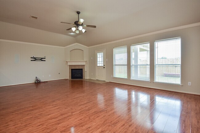 Building Photo - 3217 Mossy Bend Ln