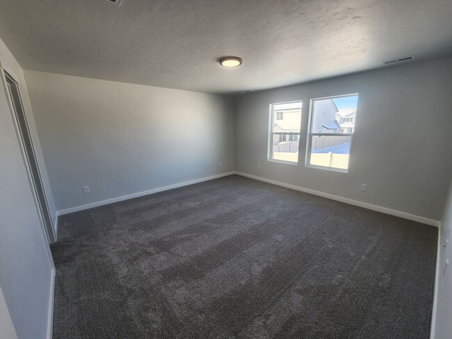 Building Photo - Brand New 4 bedroom in Star
