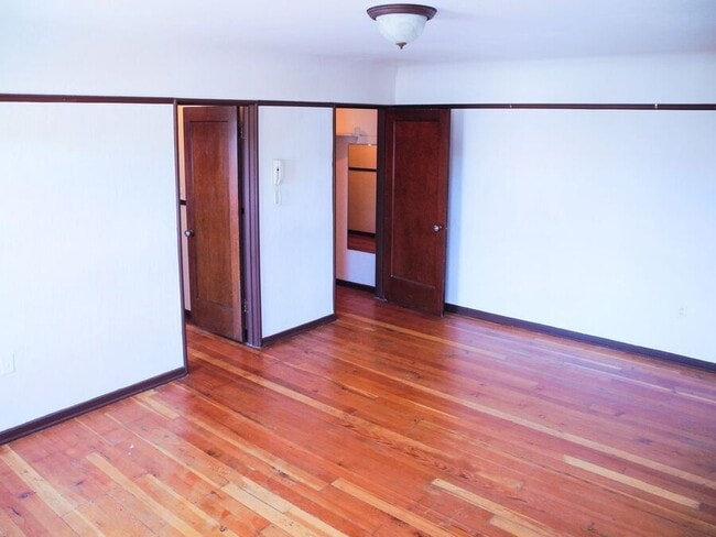 Primary Photo - 6209 1/2 15th Ave NW-304