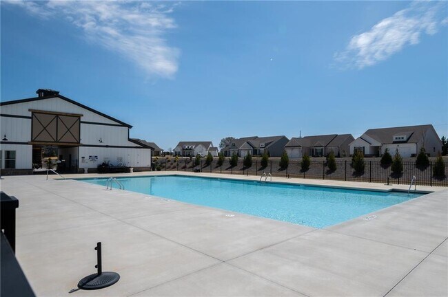Building Photo - 729 Glenside Dr