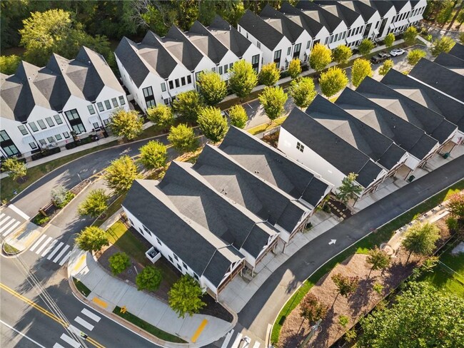 Building Photo - 104 Pearl St