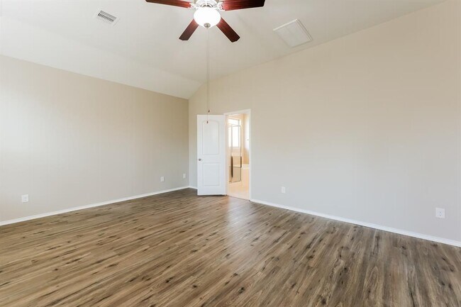 Building Photo - 5647 Claymore Meadow Ln