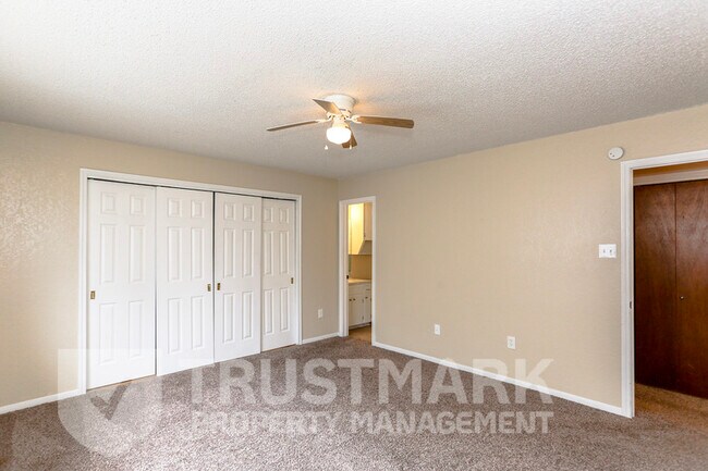 Building Photo - 2110 El Dorado Dr