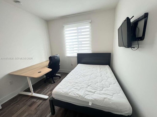 Building Photo - 10229 NW 64th Terrace