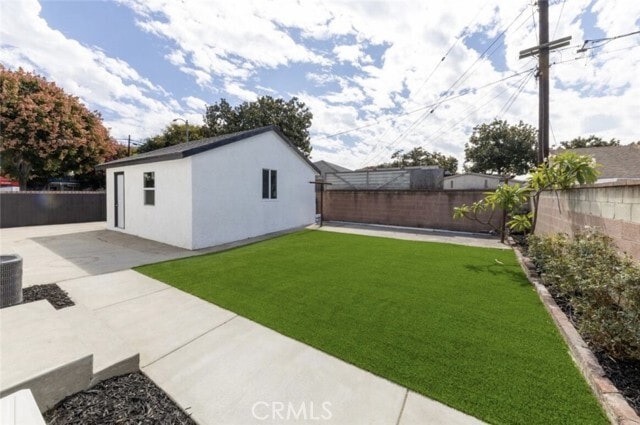 Building Photo - 10 W Trafford St