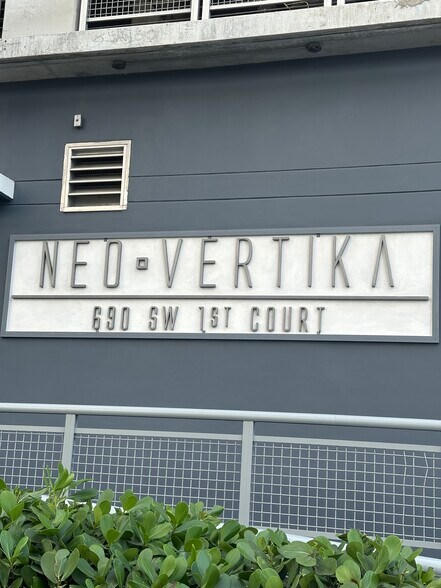 Building Photo - 690 SW 1st Ct