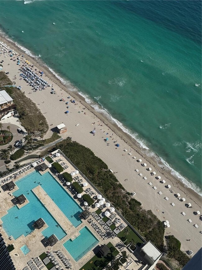 Building Photo - 1830 S Ocean Dr