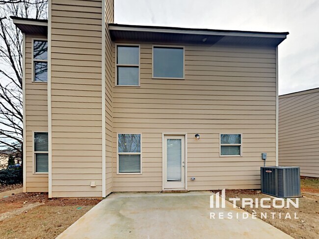Building Photo - 317 Parkview Pl Dr