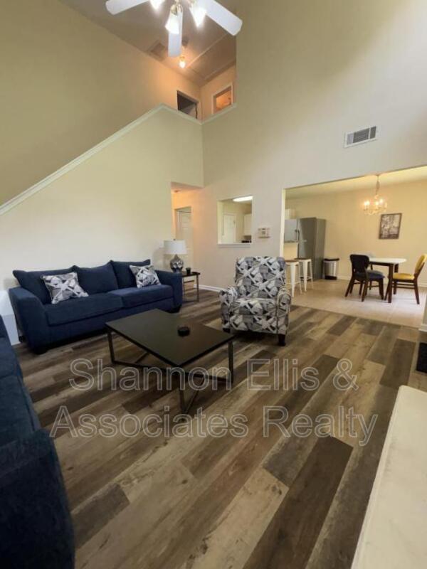 Building Photo - 4511 Ravenwood Pl