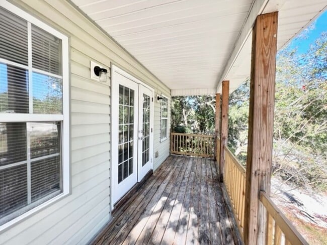 Building Photo - 140 Hickory Lp Dr