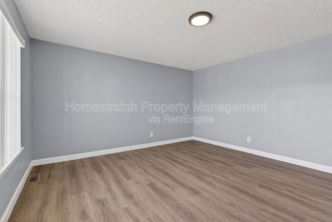 Building Photo - 12887 Fox Haven Dr