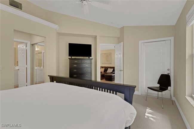 Building Photo - 15079 Sterling Oaks Dr