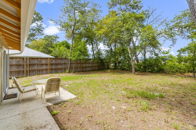Building Photo - 133 Sunrise Cir