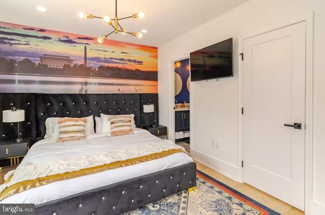 Building Photo - 1417 Montello Ave NE