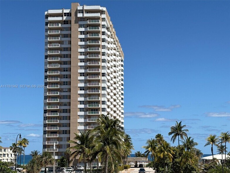 Building Photo - 1965 S Ocean Dr