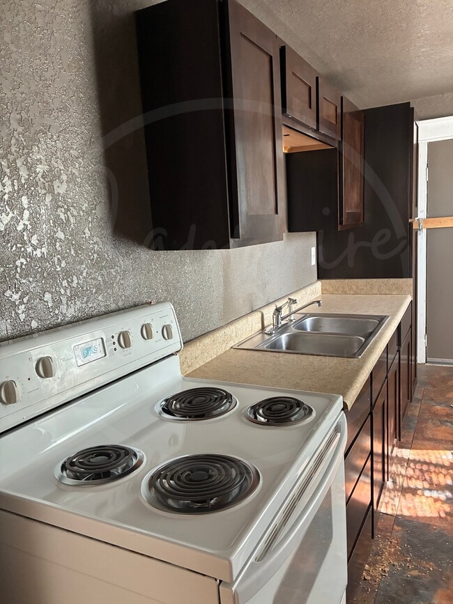 Building Photo - 1115 E 41st St