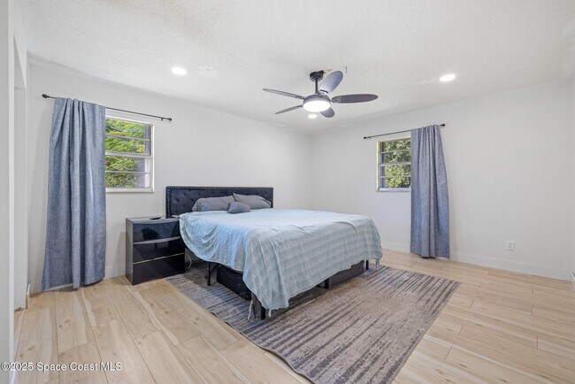 Building Photo - 1274 Cimarron Cir NE