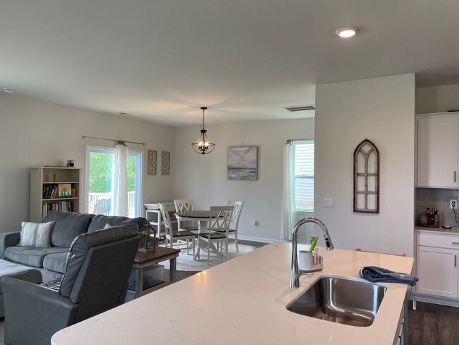 Building Photo - New Construction 4BR 2.5BA | The Falls at ...