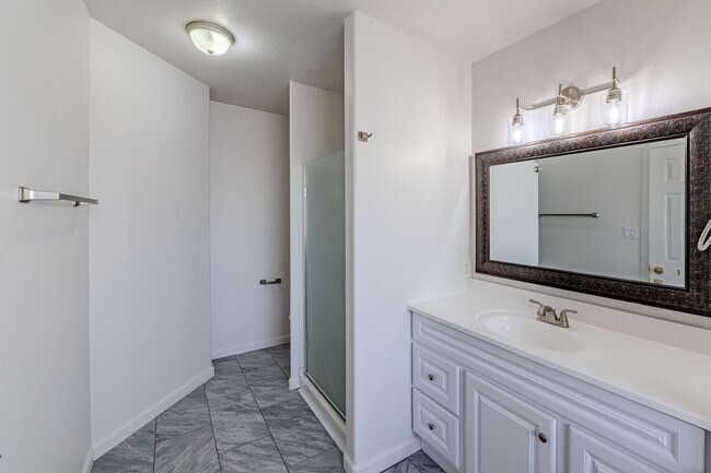 Building Photo - 9605 Weems Ave SW