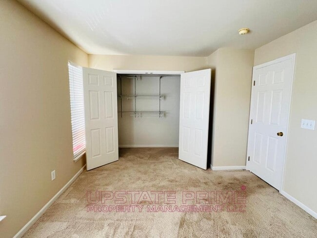 Building Photo - 44 Spring Crossing Cir