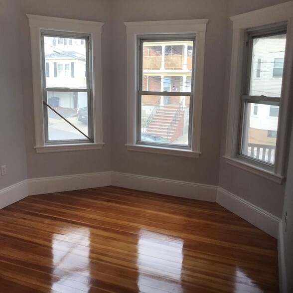 Primary Photo - 11 Atkins St