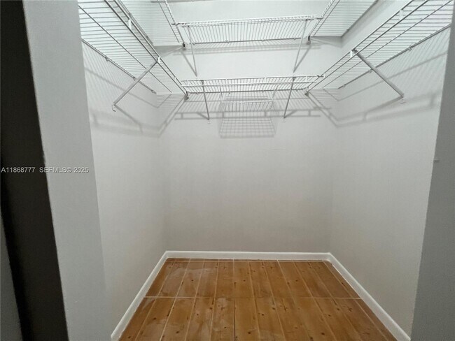 Building Photo - 1187 NW 124th Ave