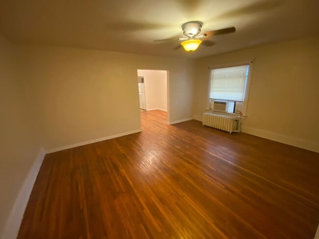 Building Photo - 1204-1909 S 19th St