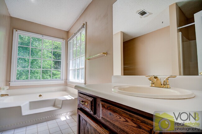 Building Photo - 5259 Spring Tide Ln