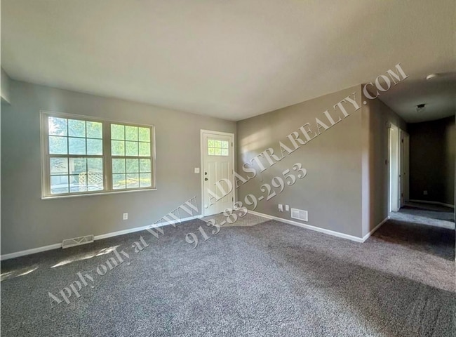 Building Photo - Wonderful Ranch Home in KCMO-Coming SOON!!