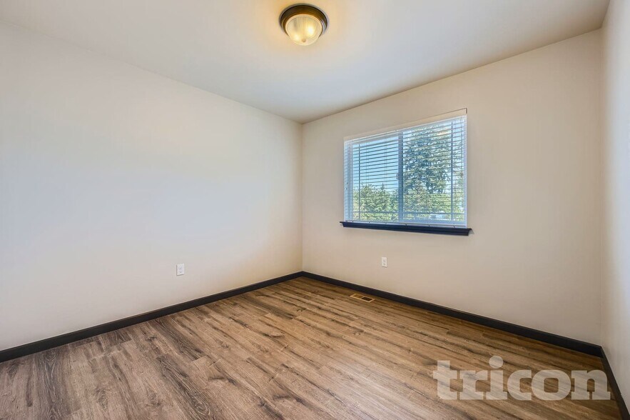 Building Photo - 6706 206th St Ct E