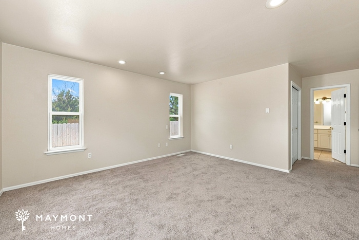 Building Photo - 421 W Littler Dr