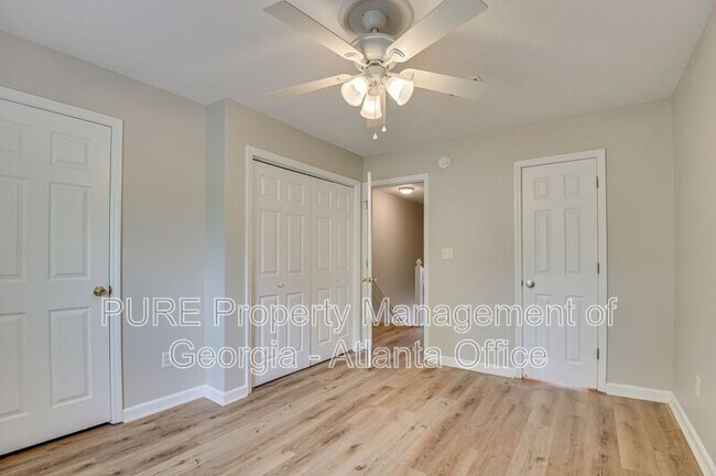 Building Photo - 126 Brittany Way