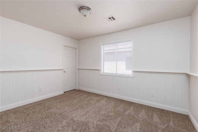 Building Photo - 5029 Cascade Pools Ave