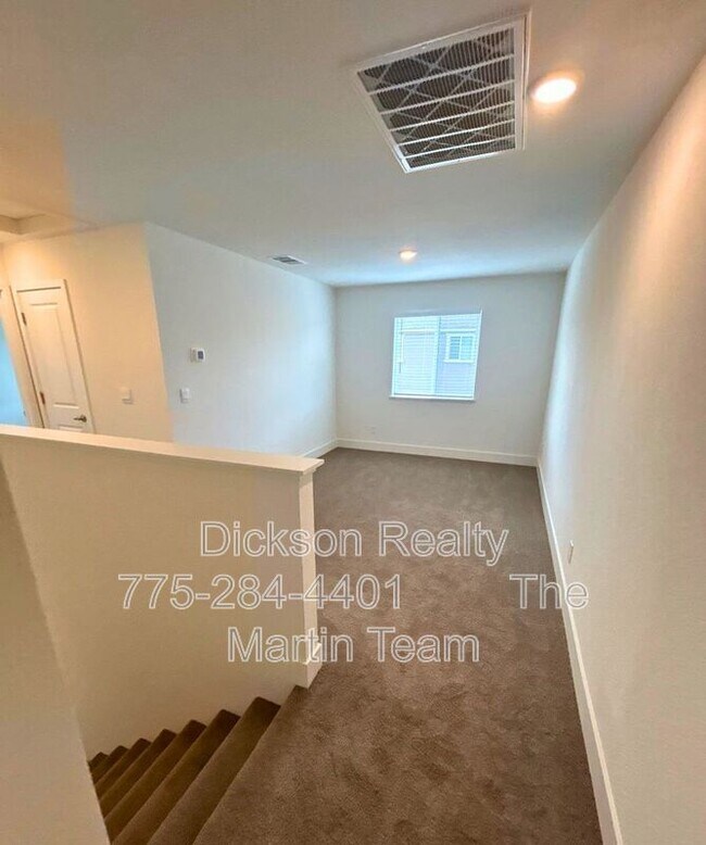 Building Photo - 1933 Muscovite Dr