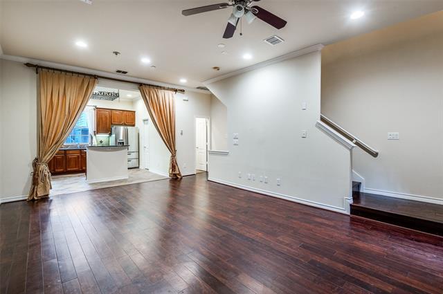 Building Photo - 15738 Quorum Dr