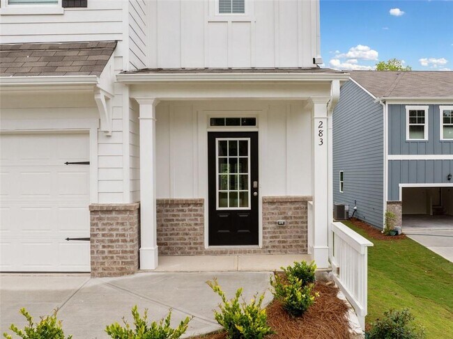 Building Photo - 283 White Cedar Dr